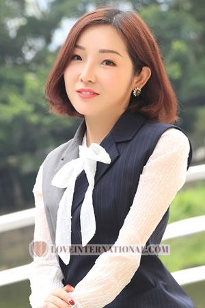 185319 - Weili (Wenny) Age: 42 - China