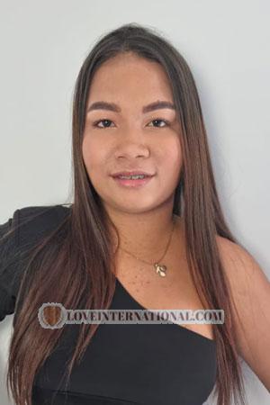 207661 - Jessenia Age: 26 - Colombia