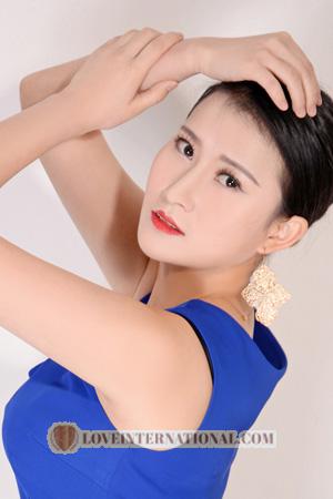 216302 - Angie Age: 34 - China