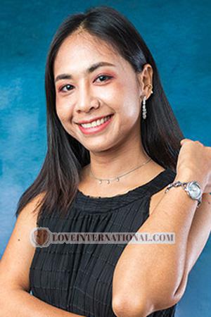 216577 - Thanawadi (Gik) Age: 37 - Thailand