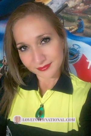 223304 - Jacqueline Age: 51 - Costa Rica