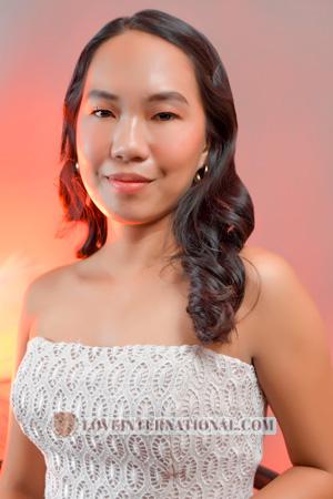 226640 - Nicole Age: 23 - Philippines